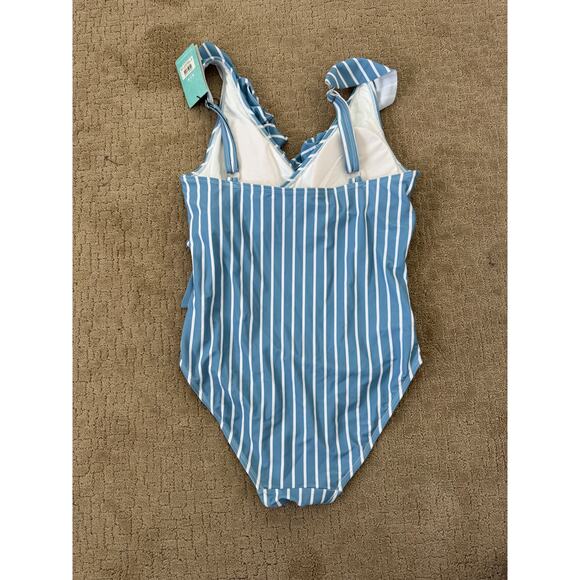 NWT Kindred Bravely Ruffle Wrap 1 Piece Nursing
Swimsuit Coastal Stripe Medium - Picture 3 of 7